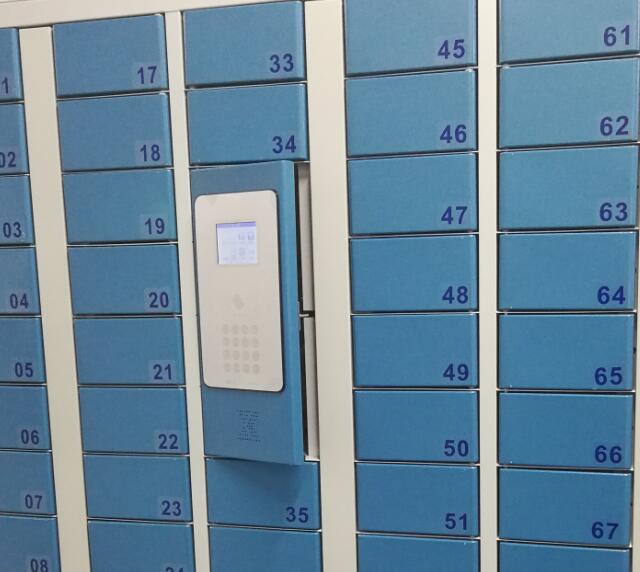 人臉識(shí)別智能手機(jī)柜